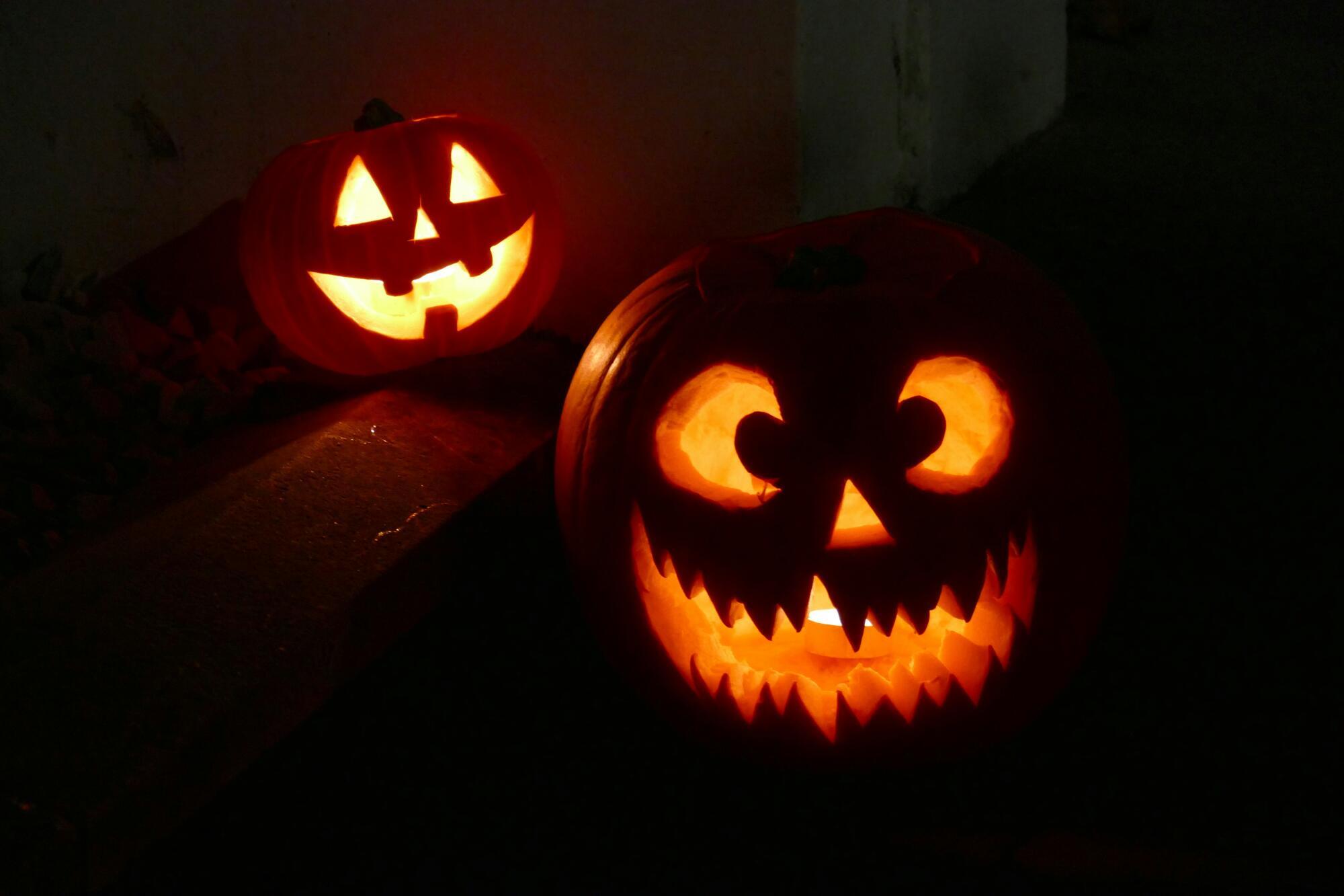 Halloween Activities for Adults in Bonita Springs Senior Living